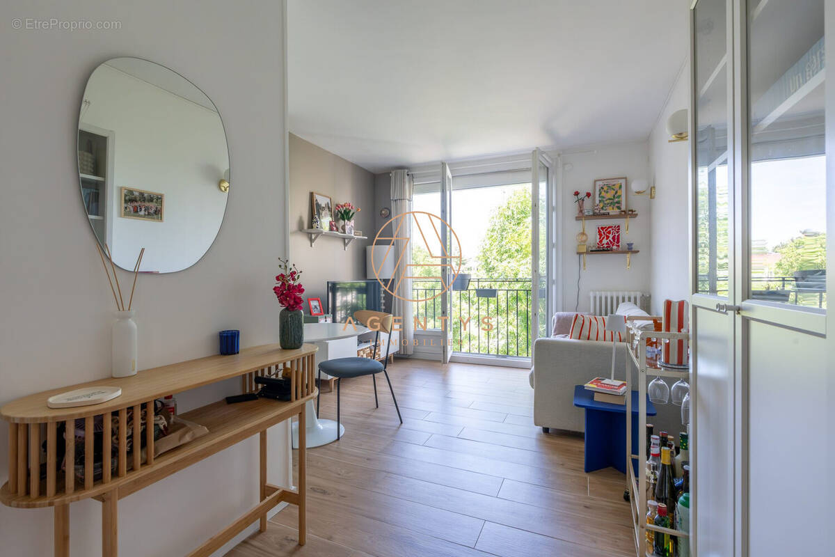 Appartement à LE PERREUX-SUR-MARNE