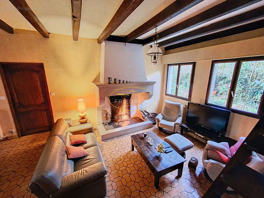 Maison à COMMERCY