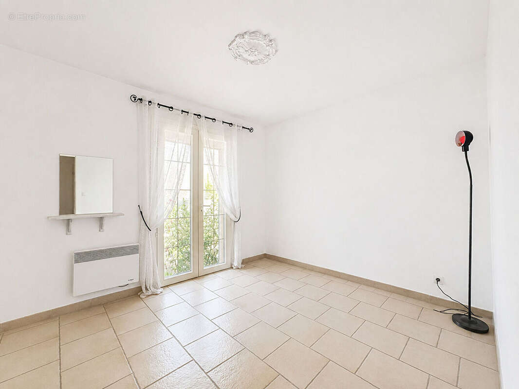 Maison T2bis 60m² avec jardin Entraigues Sur La Sorgue - photo 4