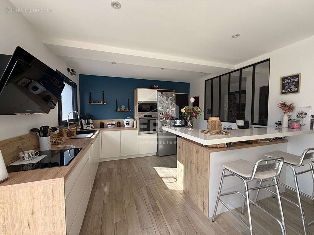 Maison à SAINT-MAXIMIN-LA-SAINTE-BAUME