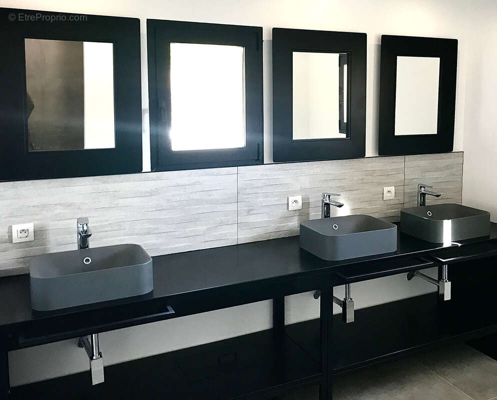 Maison à SAINT-PERAY