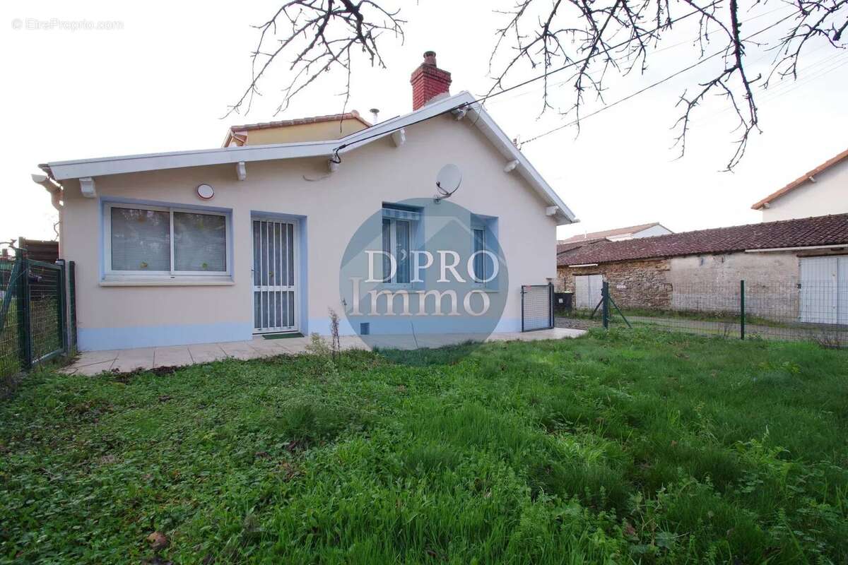 Maison à HAUTE-GOULAINE