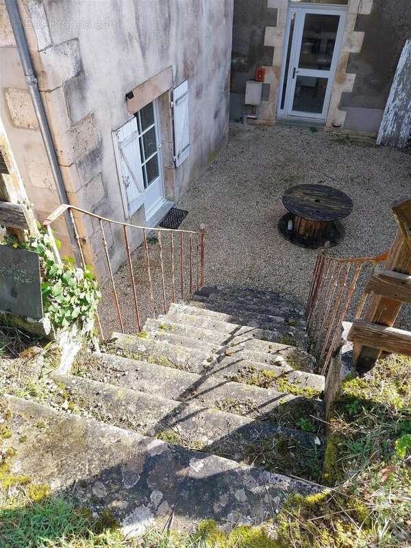 Appartement à SAINT-SAVIN