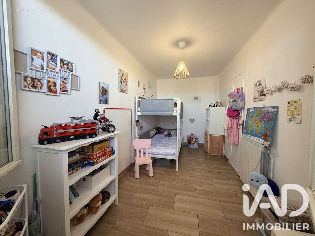 Appartement 66 m² à Marseille-4e  - photo 8