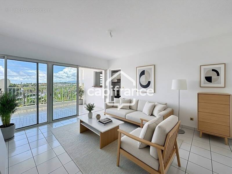 Appartement à BAIE-MAHAULT