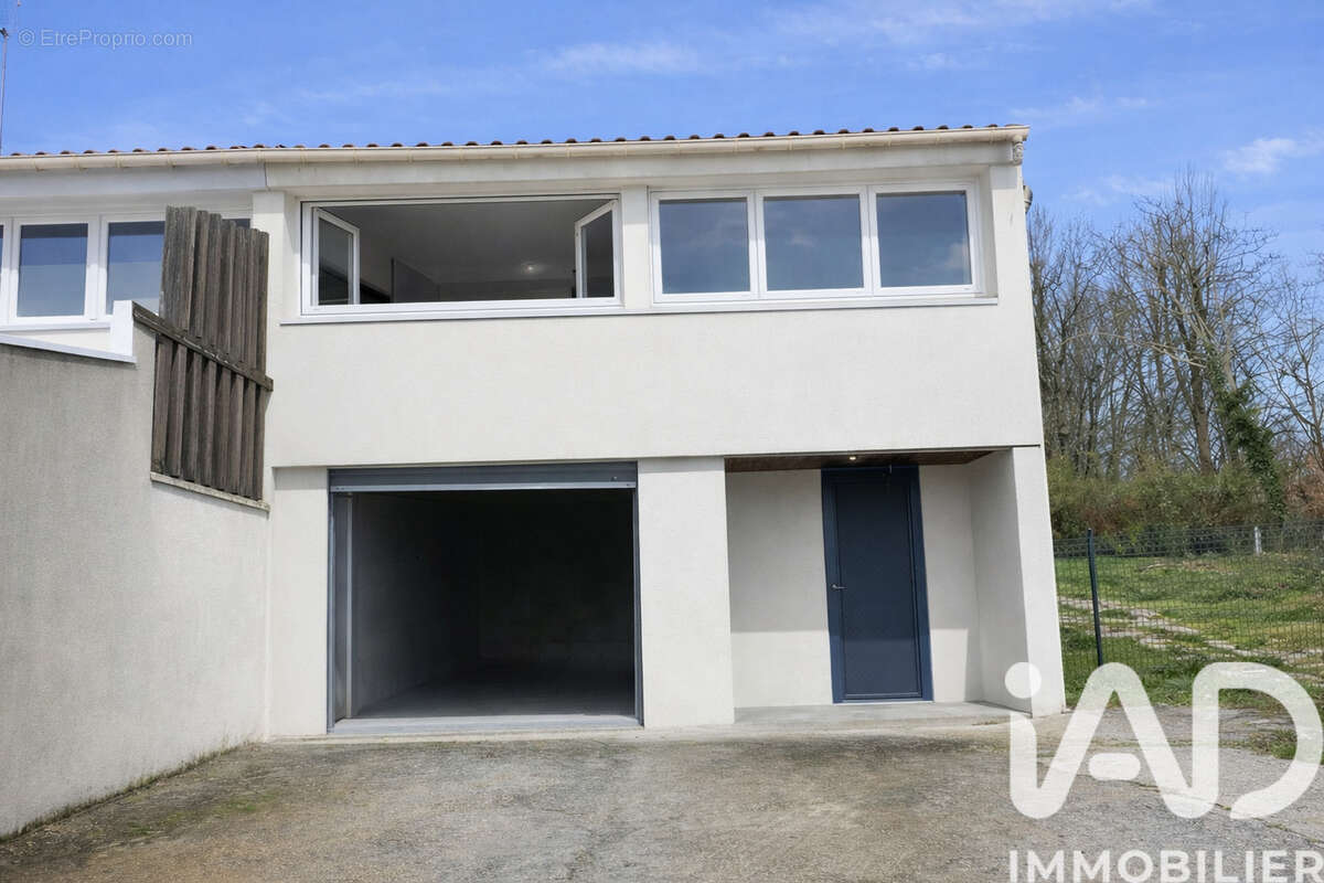 Photo 3 - Maison à LIMOURS
