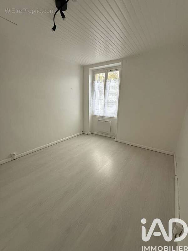 Photo 7 - Maison à LE COUDRAY-MONTCEAUX