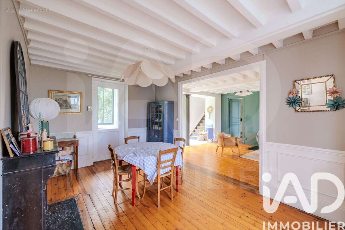 Photo 2 - Maison à SAINT-MARCEL