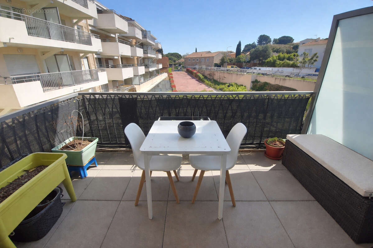 Appartement à PUGET-SUR-ARGENS