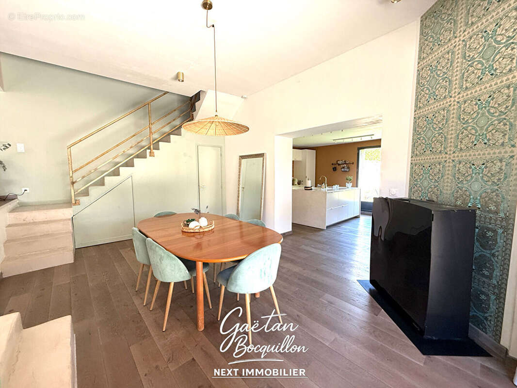 Maison à QUINCY-VOISINS