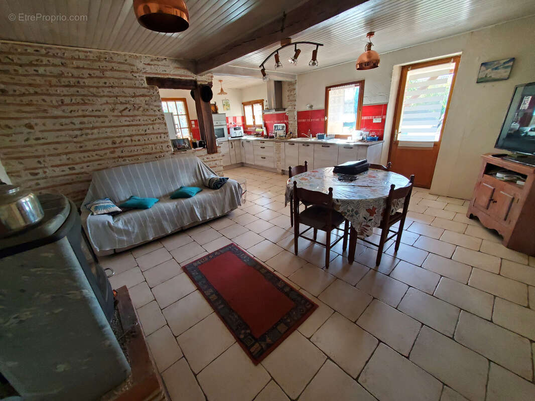 Maison à GRANGES-SUR-LOT