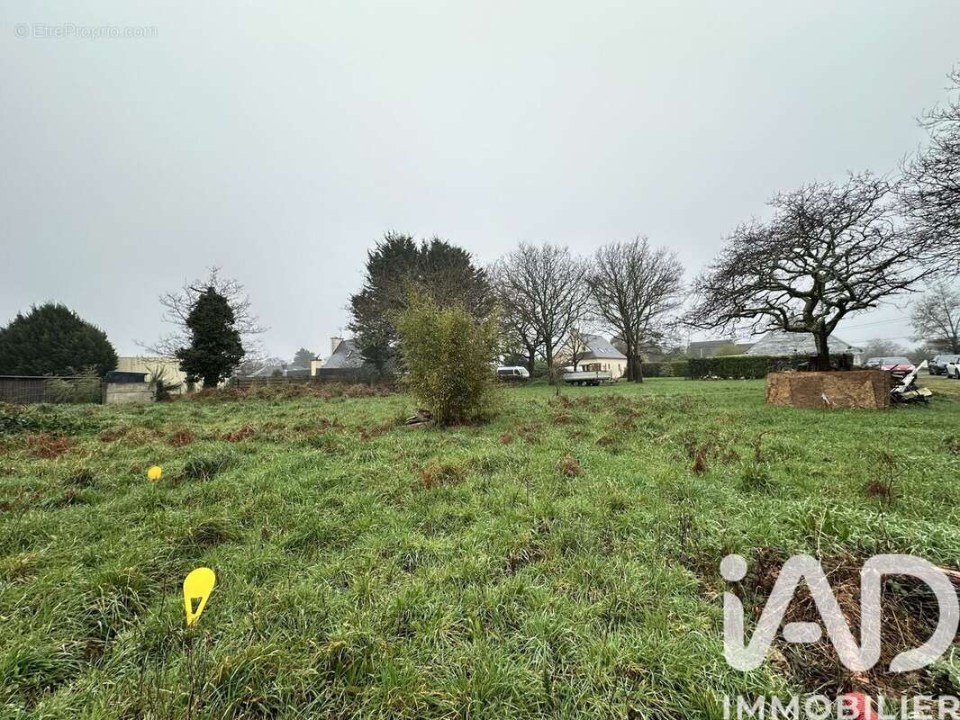 Terrain 690 m² à Plomeur  - photo 3
