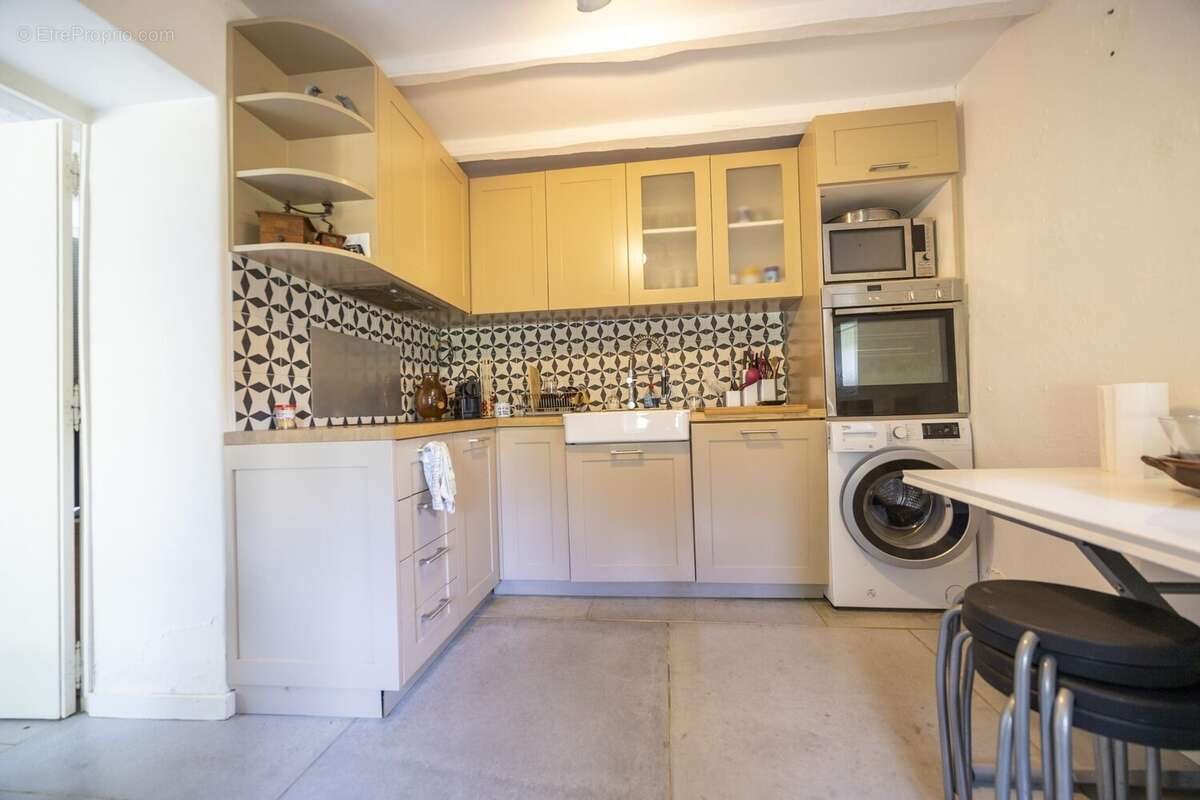 Maison 71 m² à Auriac  - photo 6