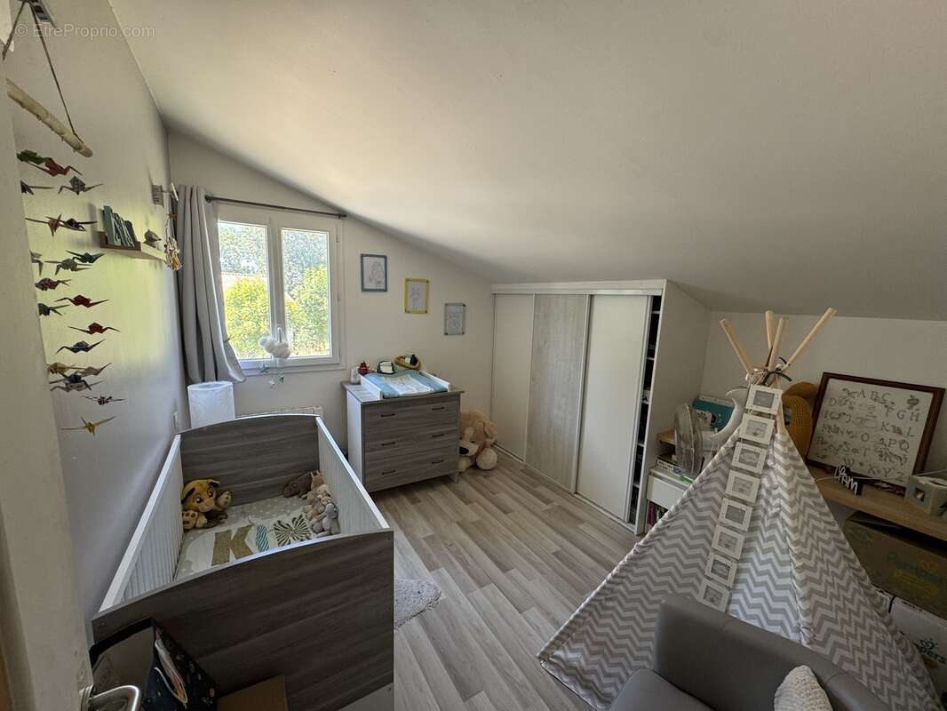 Maison à BARBEZIEUX-SAINT-HILAIRE