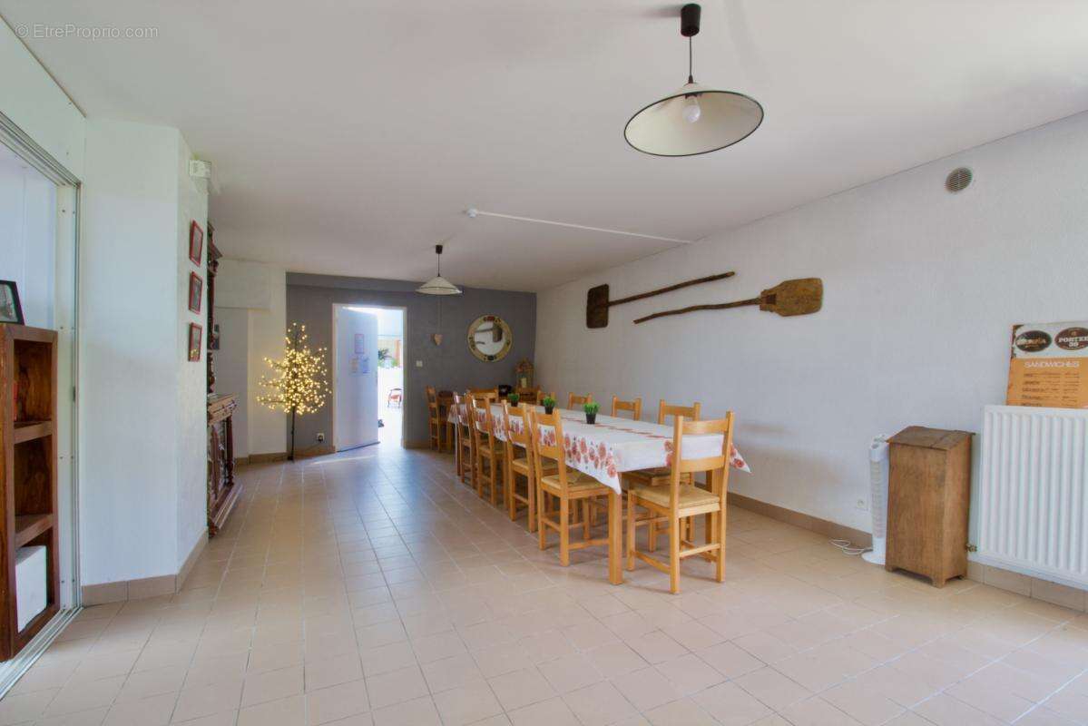 Maison à AVAILLES-LIMOUZINE