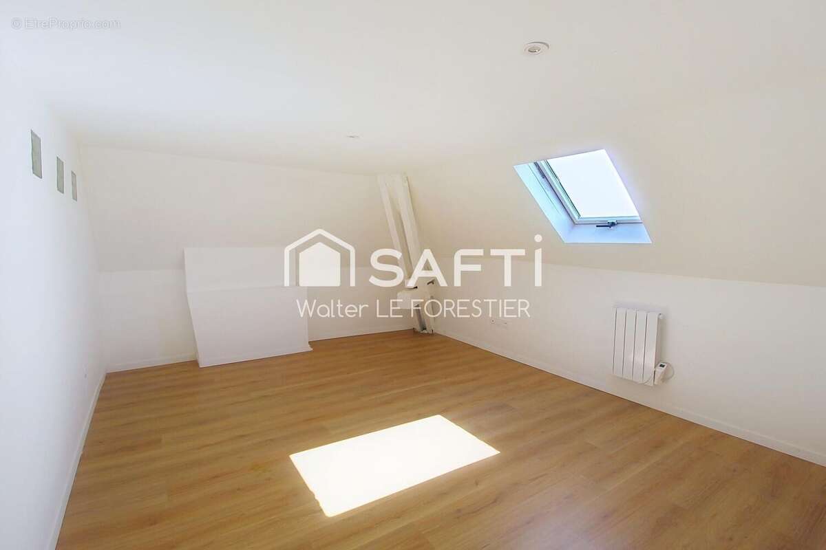Photo 3 - Appartement à SAINT-LOUIS-DE-MONTFERRAND