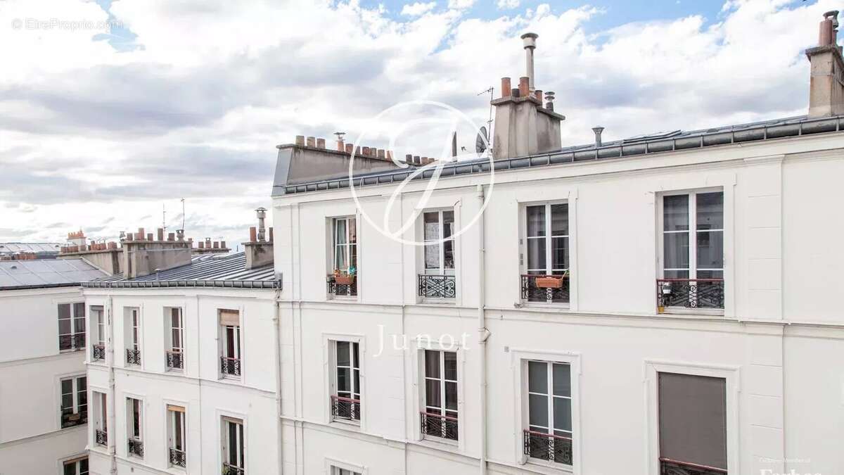 Appartement à PARIS-18E