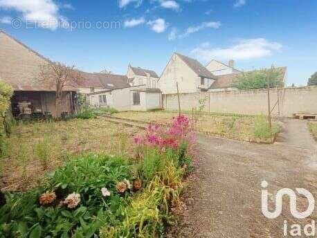 Photo 3 - Maison à VILLENEUVE-SUR-YONNE