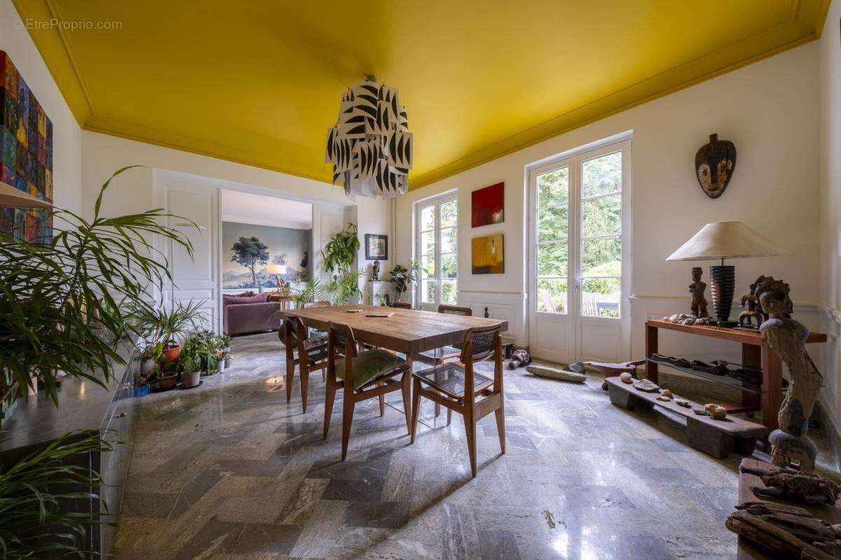 Maison à VILLENEUVE-D'OLMES