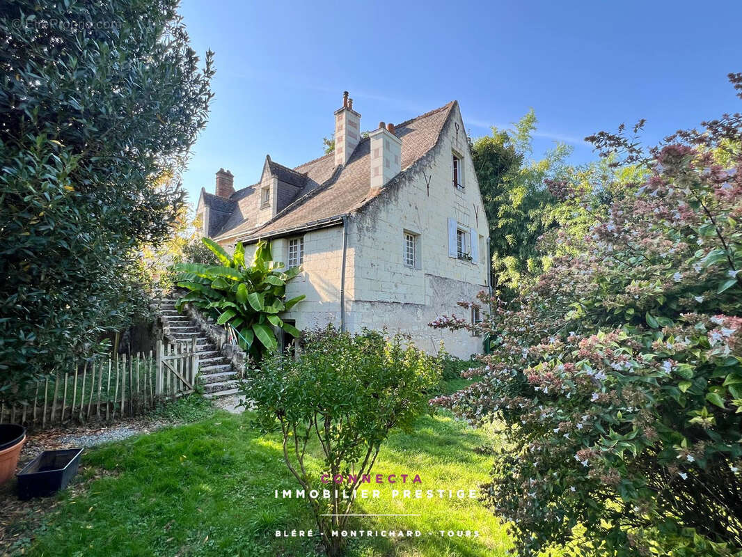 Maison à AZAY-SUR-CHER