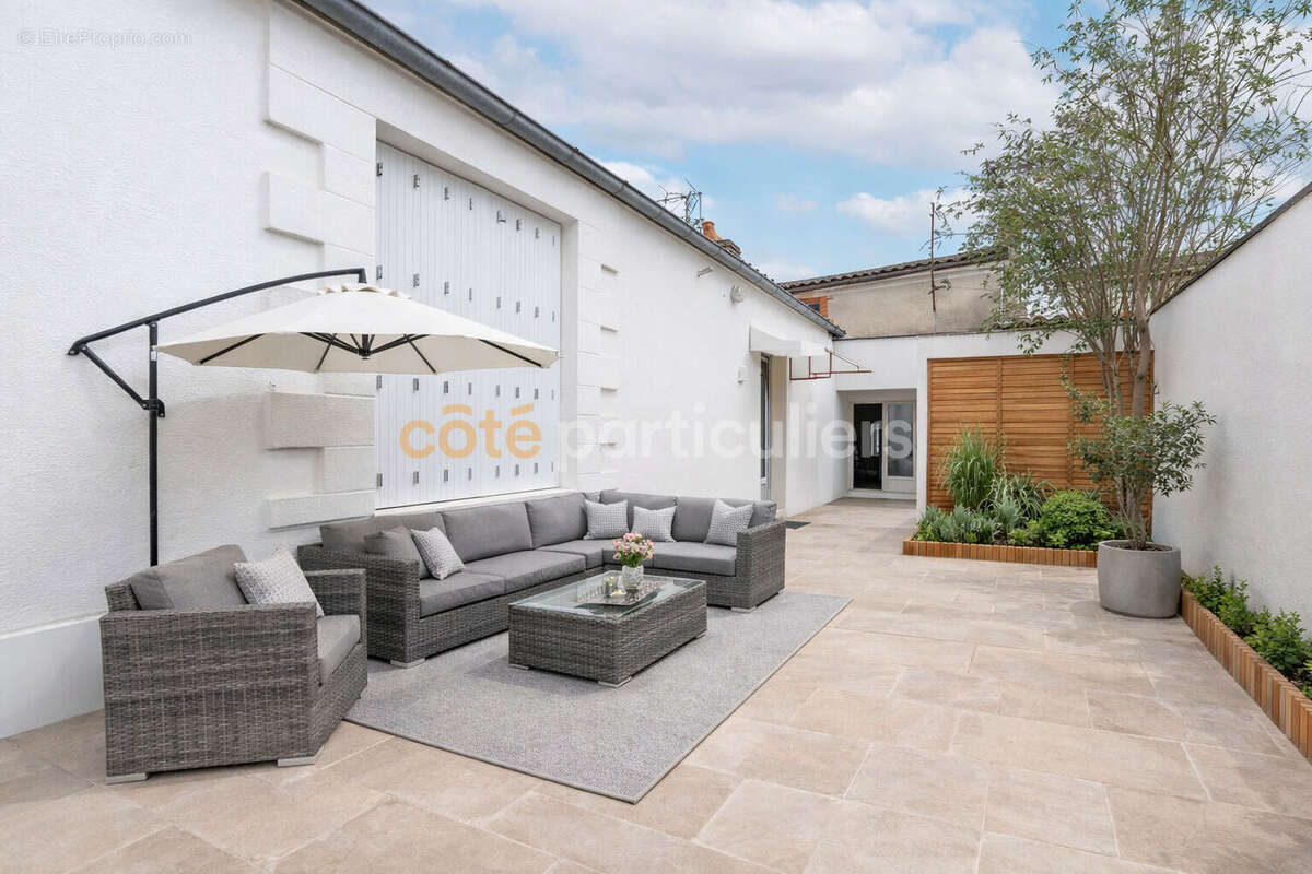 Rives de l'yon -- chaille sous les ormeaux -- ensemble immobilier --153 m2 --9 pieces -- centre bourg - photo 14
