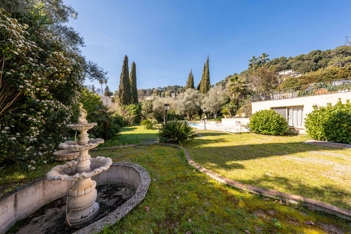 Maison à LA COLLE-SUR-LOUP