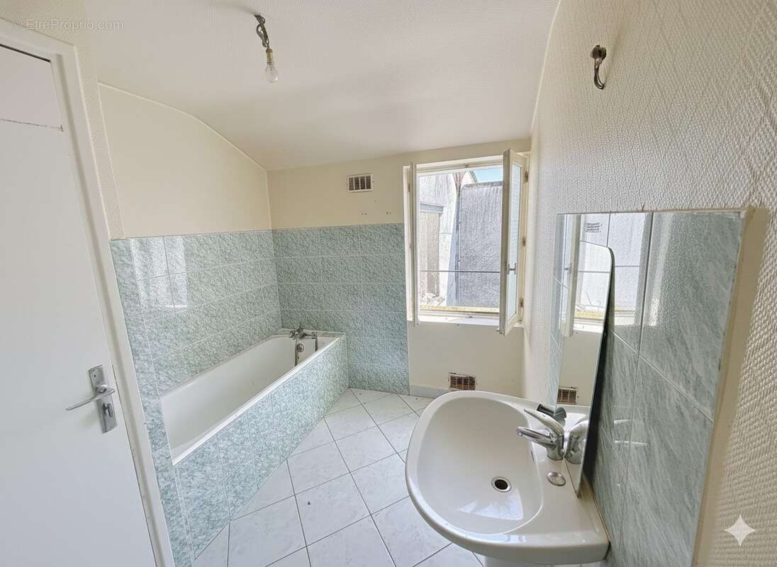 Appartement à APPOIGNY