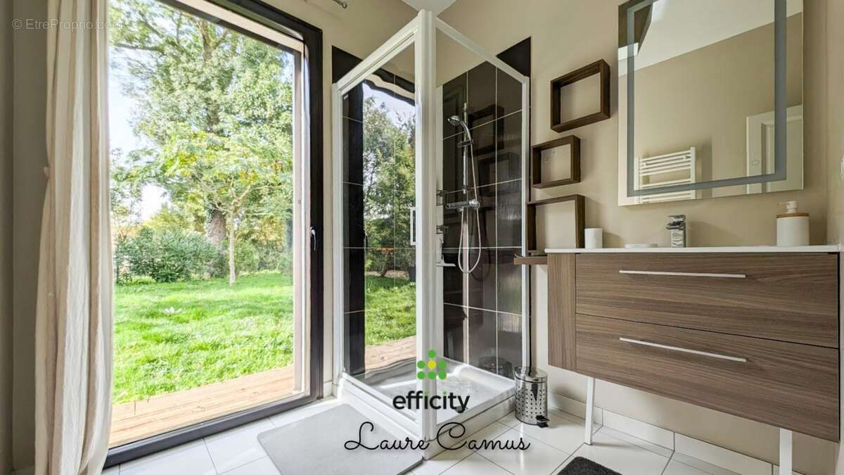 Maison à LE BERNARD