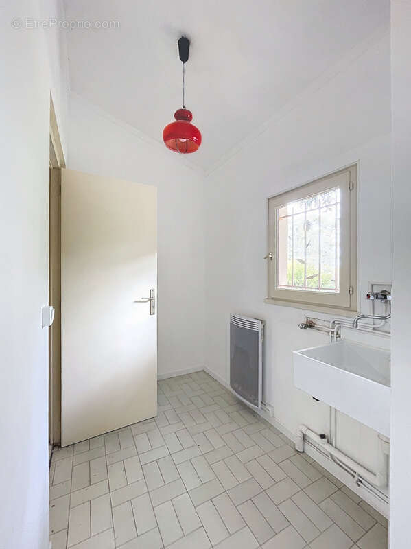 Maison à SAINT-GENIS-LAVAL