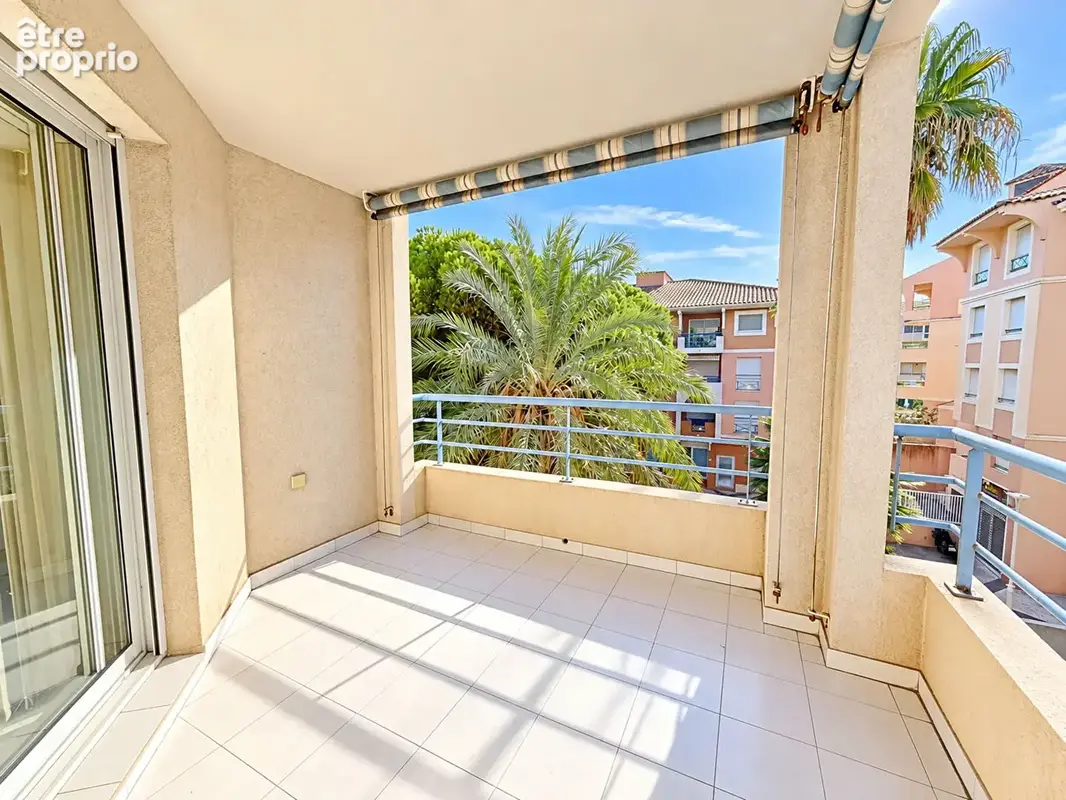 Appartement à FREJUS