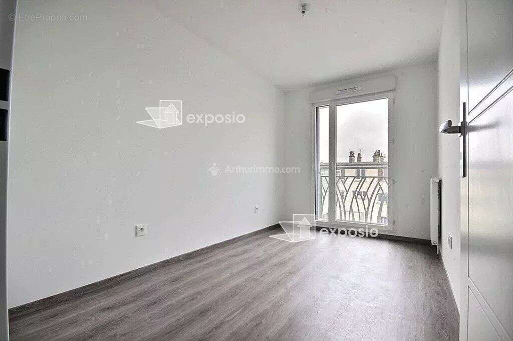 Appartement à COLOMBES