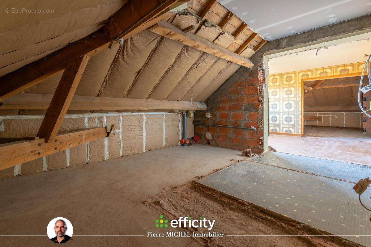 Appartement à MONTROTTIER