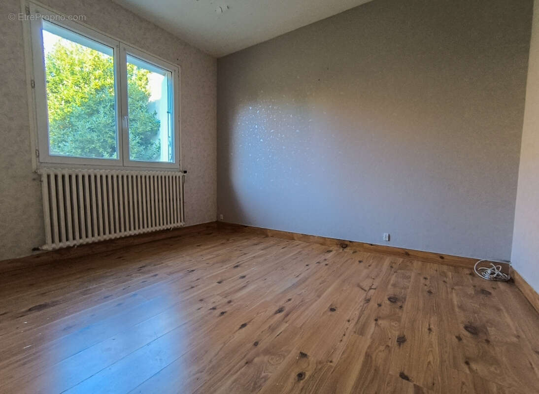 Maison à CHEZY-SUR-MARNE