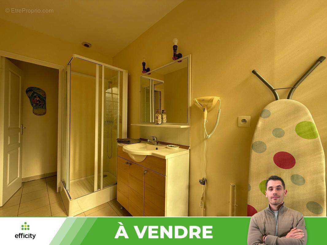 Appartement 12 pièces 183 m² à vendre à Usson-Du-Poitou (86350) - photo 12