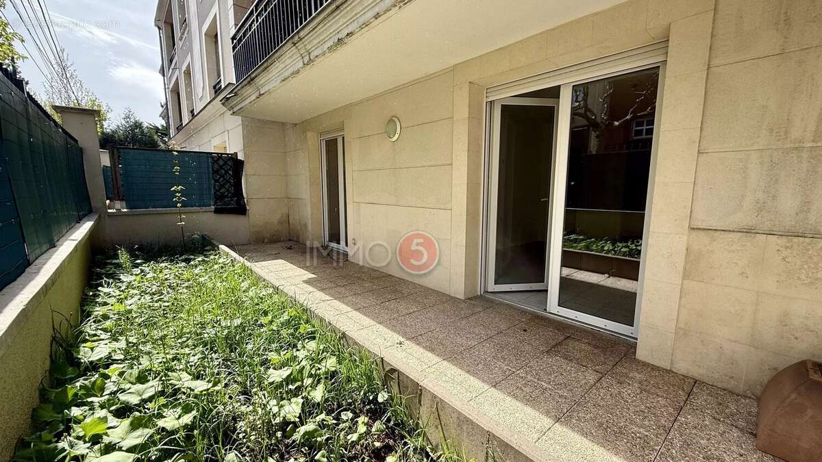 Appartement à LE RAINCY