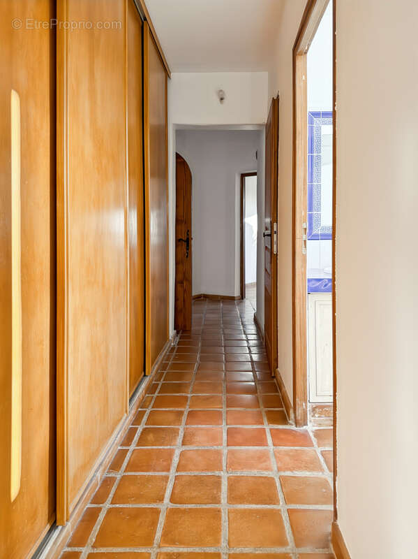 Maison à SAINT-BAUZILLE-DE-MONTMEL