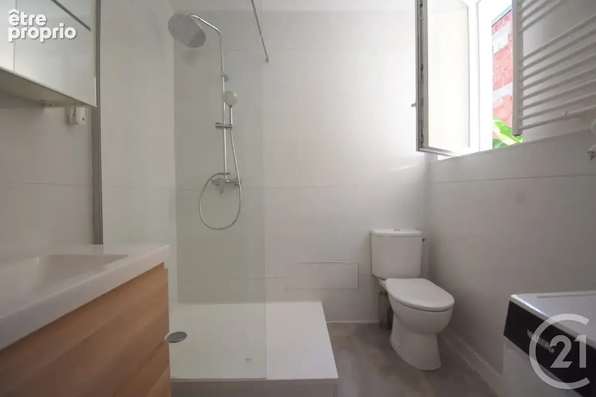 Appartement 2 pièces 42 m² à vendre à Vichy (03200) - photo 5