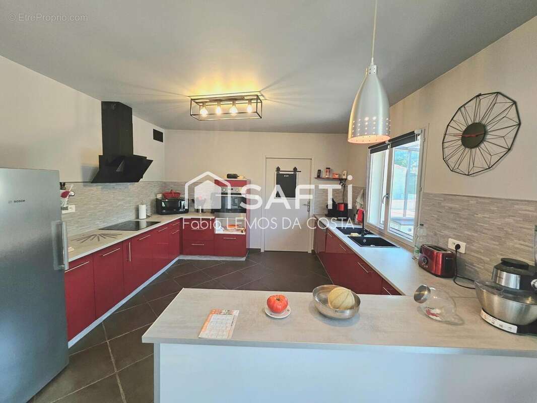 Maison 145 m² à Castelnau-D'auzan  - photo 7