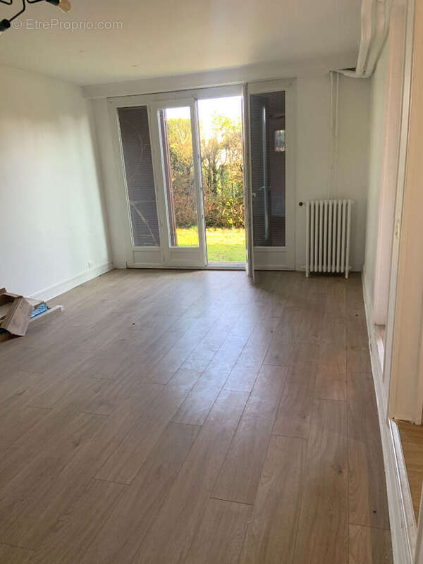 Maison à SAINT-GRATIEN