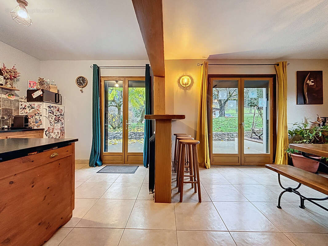 Maison à SAINT-PIERRE-DE-SOUCY