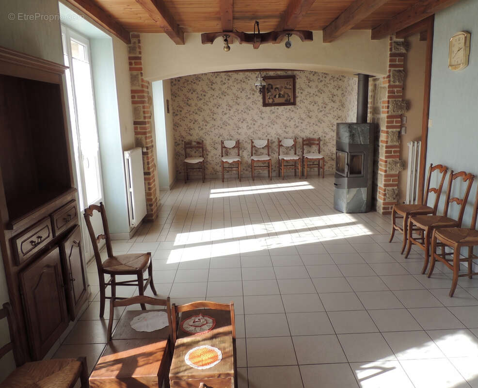 Maison à LA MERLATIERE