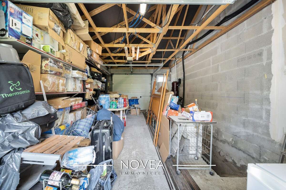 Terrain à VILLEURBANNE