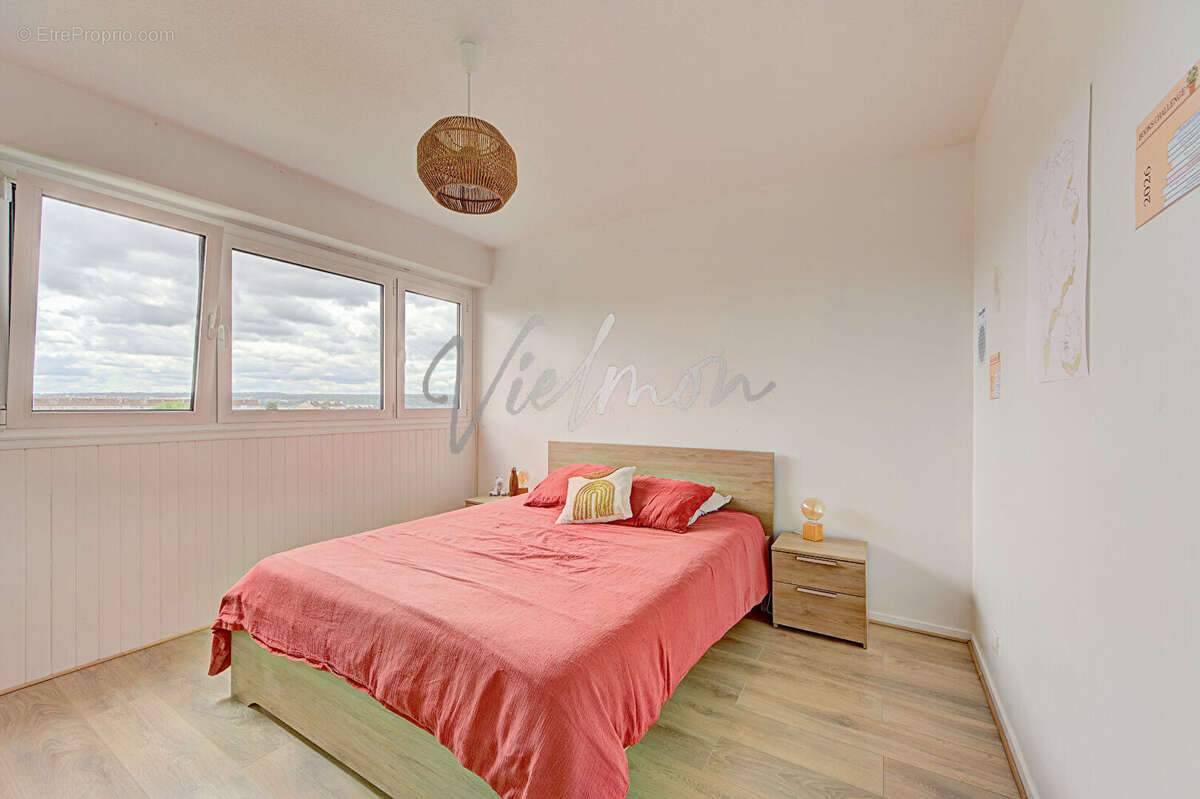 Appartement Chatou 4 pièce(s) 75.65 m2 - photo 11