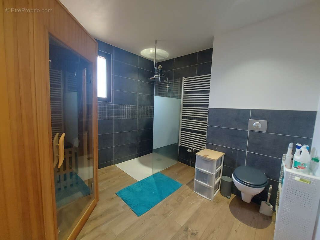 Maison à SAINT-AMAND-SUR-SEVRE