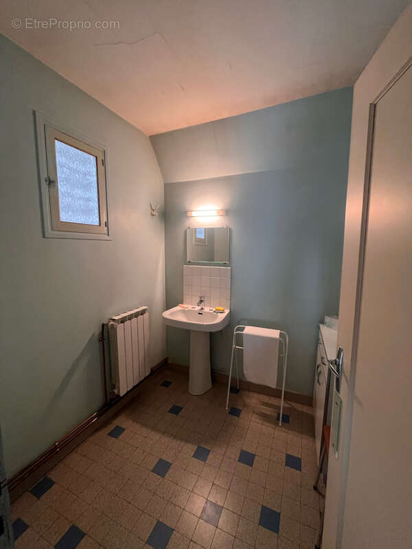 Maison à YZEURE