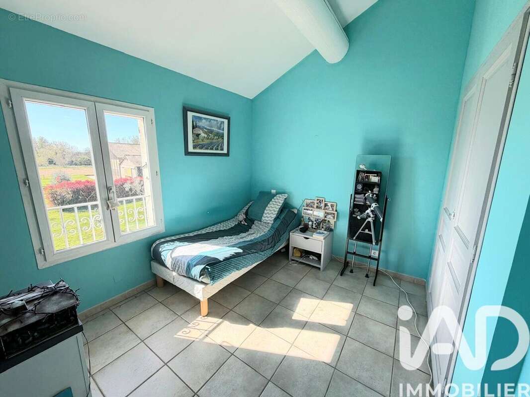 Photo 9 - Maison à MEYNES