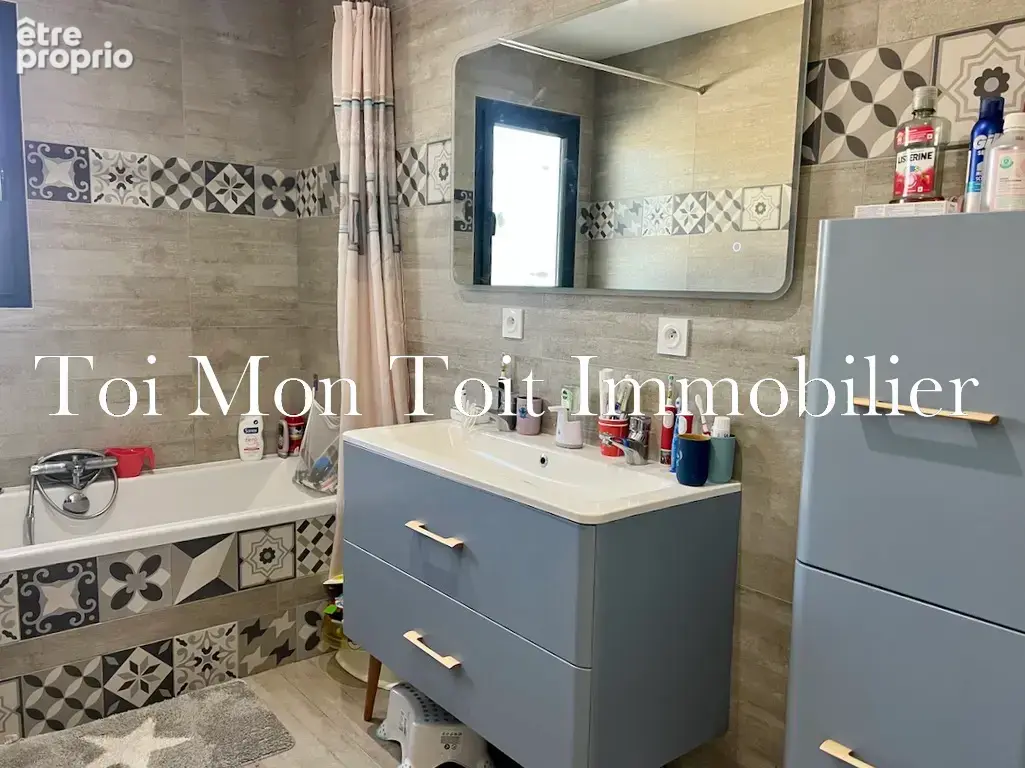 Quissac   villa f5 de plain-pied avec piscine sur 800 m2 de terrain clôturé - photo 12