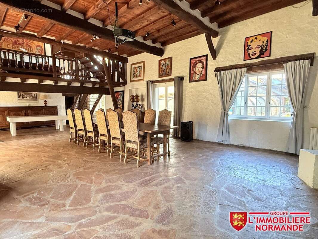 Maison à PACY-SUR-EURE