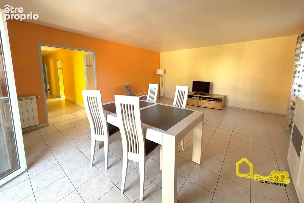 Maison de plain-pied 4 chambres   110m2 - Eyguières - photo 7
