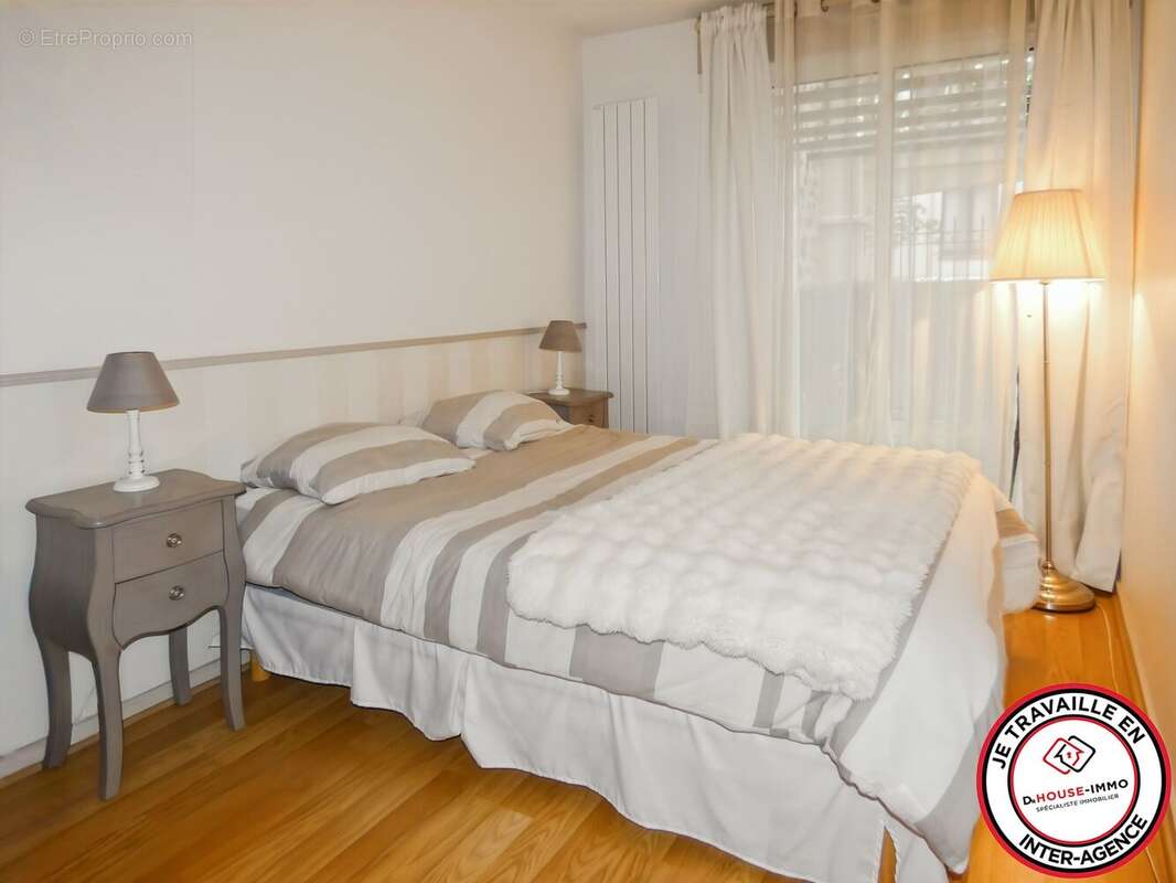 Appartement à SAINT-MAUR-DES-FOSSES